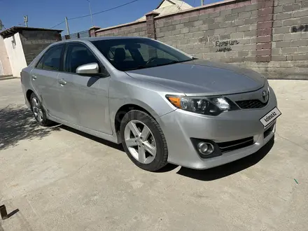 Toyota Camry 2014 года за 6 500 000 тг. в Туркестан – фото 2