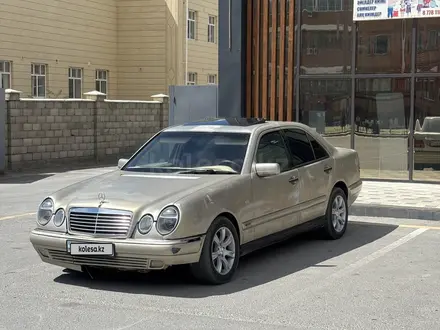 Mercedes-Benz E 320 1997 года за 3 000 000 тг. в Алматы