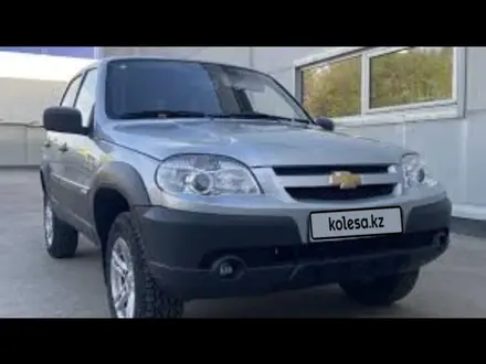 Chevrolet Niva 2013 года за 3 800 000 тг. в Алтай – фото 2