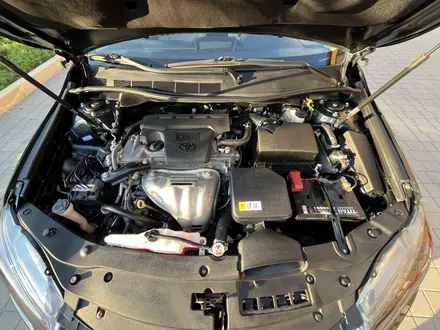Toyota Camry 2016 года за 8 500 000 тг. в Актобе – фото 10