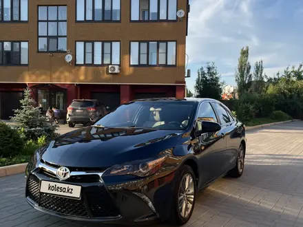 Toyota Camry 2016 года за 8 500 000 тг. в Актобе – фото 3