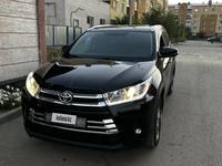 Toyota Highlander 2014 года за 10 500 000 тг. в Актобе