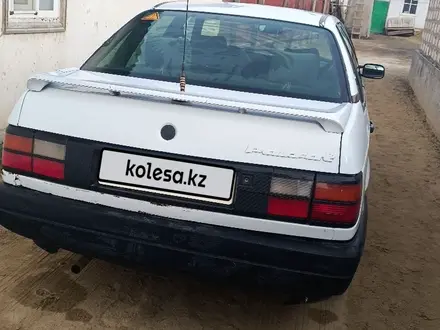 Volkswagen Passat 1993 года за 700 000 тг. в Айтеке би – фото 5