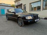 Mercedes-Benz E 300 1994 года за 2 400 000 тг. в Жезказган – фото 2