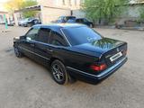 Mercedes-Benz E 300 1994 года за 2 400 000 тг. в Жезказган – фото 4