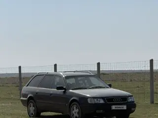 Audi 100