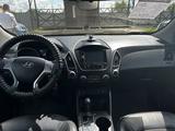 Hyundai Tucson 2011 годаfor7 600 000 тг. в Уральск – фото 4