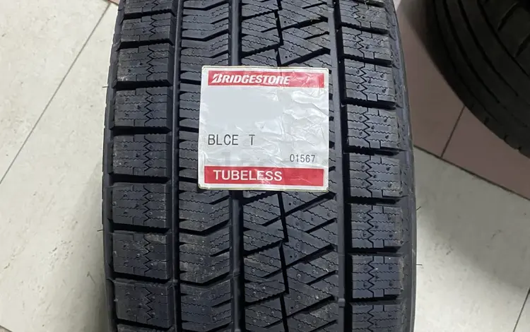 Шины Bridgestone 245/45/r18 Ice за 95 000 тг. в Алматы