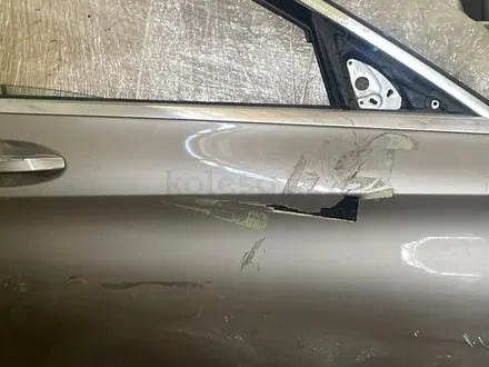 Передние двери на Мерседес C class W 205 за 1 000 тг. в Алматы – фото 4