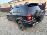 Toyota RAV4 2005 годаүшін6 200 000 тг. в Актобе – фото 3