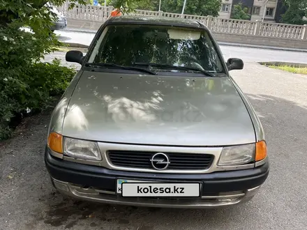 Opel Astra 1996 года за 1 000 000 тг. в Шымкент – фото 2