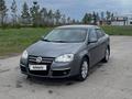 Volkswagen Jetta 2006 годаүшін3 300 000 тг. в Рудный – фото 8