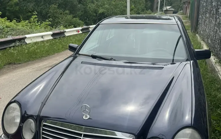 Mercedes-Benz E 320 1997 годаүшін3 100 000 тг. в Алматы