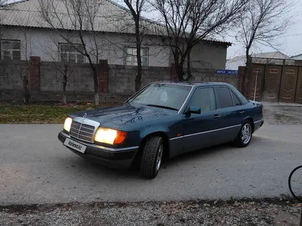 Mercedes-Benz E 230 1993 года за 2 300 000 тг. в Шымкент – фото 3