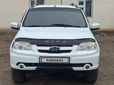 Chevrolet Niva 2013 года за 3 800 000 тг. в Атырау – фото 4