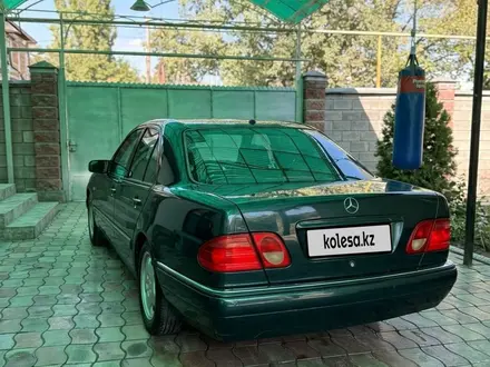 Mercedes-Benz E 320 1999 года за 3 200 000 тг. в Алматы – фото 5