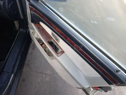Audi A8 1995 года за 800 000 тг. в Костанай – фото 9