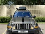 Jeep Liberty 2005 года за 7 000 000 тг. в Караганда – фото 5