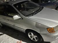 Toyota Ipsum 1999 года за 2 700 000 тг. в Астана