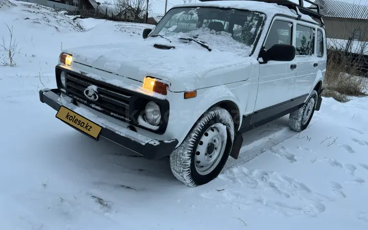 ВАЗ (Lada) Lada 2131 (5-ти дверный) 2017 года за 3 500 000 тг. в Темиртау