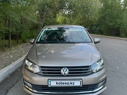 Volkswagen Polo 2016 года за 5 900 000 тг. в Семей