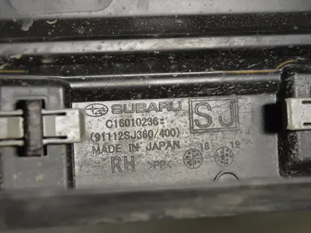 Накладка двери передняя правая Subaru Forester за 10 000 тг. в Караганда – фото 2
