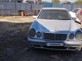 Mercedes-Benz E 230 1996 годаүшін2 200 000 тг. в Талдыкорган – фото 2