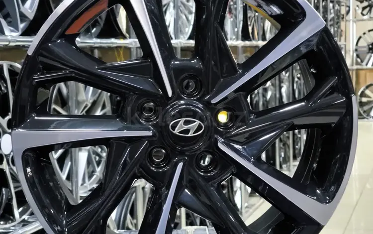 HYUNDAI на 17 новые диски за 200 000 тг. в Астана
