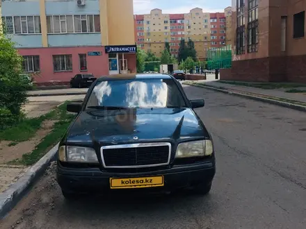 Mercedes-Benz C 180 1994 года за 1 300 000 тг. в Астана – фото 6