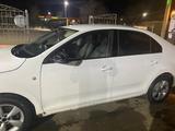 Skoda Rapid 2014 года за 2 800 000 тг. в Уральск – фото 4