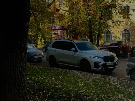 BMW X7 2021 года за 58 500 000 тг. в Алматы – фото 20
