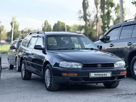Toyota Camry 1996 года за 2 200 000 тг. в Тараз