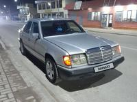 Mercedes-Benz E 260 1988 года за 720 000 тг. в Шымкент