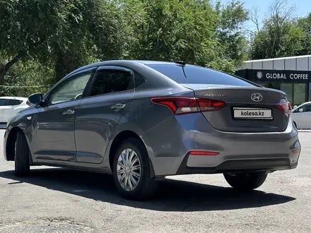 Hyundai Accent 2018 года за 5 500 000 тг. в Шымкент – фото 8