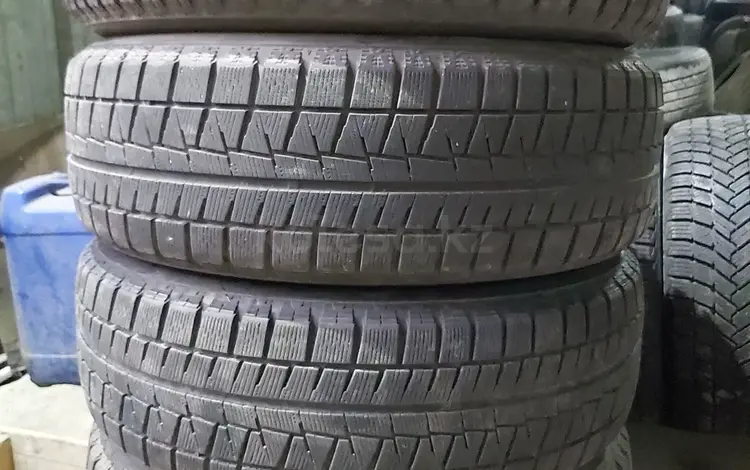 215/60R17 Bridgestone IcePartner 2 за 100 000 тг. в Алматы