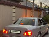 Mercedes-Benz E 200 1994 годаүшін2 300 000 тг. в Жанакорган – фото 4