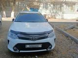 Toyota Camry 2015 годаfor11 700 000 тг. в Жезказган – фото 2