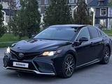 Toyota Camry 2022 года за 15 300 000 тг. в Тараз – фото 3