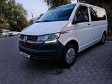 Volkswagen Caravelle 2020 года за 19 300 000 тг. в Алматы