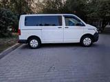 Volkswagen Caravelle 2020 года за 19 300 000 тг. в Алматы – фото 3