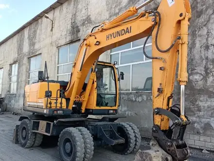 Hyundai  140 w 2013 года за 33 000 000 тг. в Жезказган