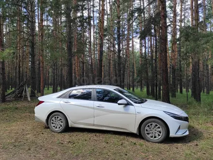 Hyundai Elantra 2021 года за 8 700 000 тг. в Костанай – фото 5