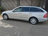 Mercedes-Benz C 240 2004 годаүшін3 500 000 тг. в Алматы