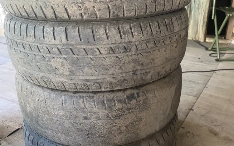 Всех приветствую! Резину летнюю, состояние как на фото за 10 000 тг. в Караганда
