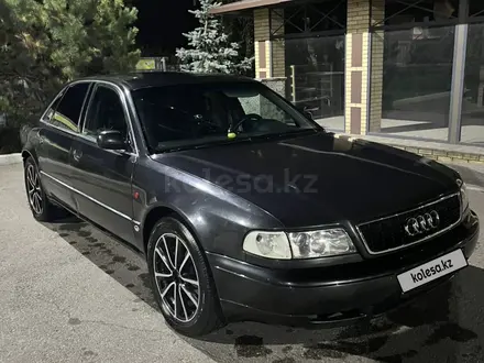 Audi A8 1995 года за 2 500 000 тг. в Рудный – фото 5