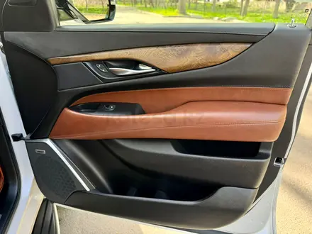 Cadillac Escalade 2019 года за 27 000 000 тг. в Алматы – фото 16