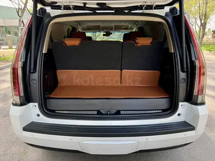 Cadillac Escalade 2019 года за 27 000 000 тг. в Алматы – фото 27
