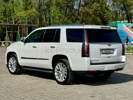 Cadillac Escalade 2019 года за 27 000 000 тг. в Алматы – фото 2