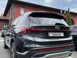 Hyundai Santa Fe 2021 года за 16 500 000 тг. в Алматы – фото 3