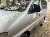 Hyundai Starex 2003 годаfor2 200 000 тг. в Арысь – фото 3